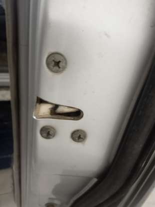 Recambio de cerradura puerta delantera derecha para mitsubishi montero (l040) 1983- 2500 td (2-ptas.) referencia OEM IAM   