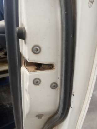 Recambio de cerradura puerta delantera derecha para toyota hilux (ln) 1998-2002 deluxe referencia OEM IAM   