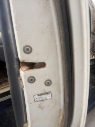 Recambio de cerradura puerta trasera derecha para toyota hilux (ln) 1998-2002 deluxe referencia OEM IAM   