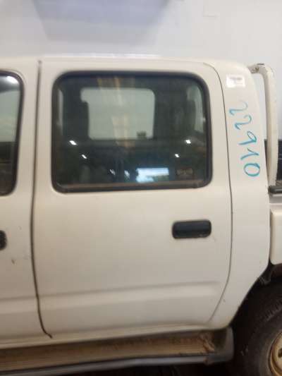 Recambio de puerta trasera izquierda para toyota hilux (ln) 1998-2002 deluxe referencia OEM IAM   