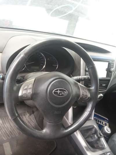 Recambio de volante para subaru forester s12 2008-2013 executive referencia OEM IAM   