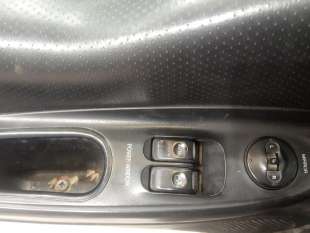 Recambio de mando elevalunas delantero izquierdo para hyundai h100 caja/chasis (hr) 2004- 2.5 td referencia OEM IAM   
