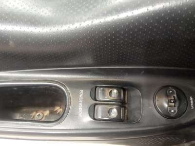 Recambio de mando elevalunas delantero izquierdo para hyundai h100 caja/chasis (hr) 2004- 2.5 td referencia OEM IAM   