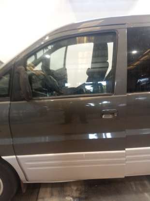 Recambio de puerta delantera izquierda para hyundai h100 caja/chasis (hr) 2004- 2.5 td referencia OEM IAM   