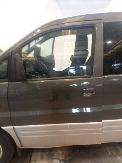Recambio de puerta delantera izquierda para hyundai h100 caja/chasis (hr) 2004- 2.5 td referencia OEM IAM   
