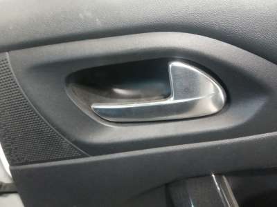 Recambio de maneta interior trasera derecha para peugeot 208 2012-2019 xad referencia OEM IAM   
