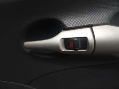 Recambio de maneta interior trasera derecha para toyota auris 2006-2012 luna referencia OEM IAM   