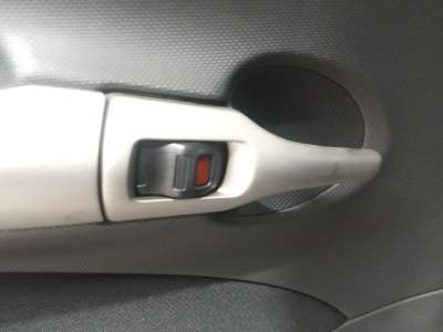 Recambio de maneta interior trasera izquierda para toyota auris 2006-2012 luna referencia OEM IAM   