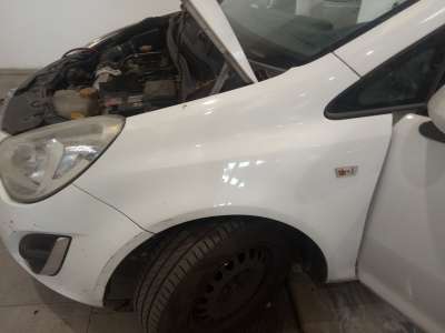 Recambio de aleta delantera izquierda para opel corsa d 2006-2015 essentia referencia OEM IAM   