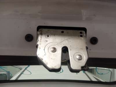 Recambio de cerradura maletero / porton para opel corsa d 2006-2015 essentia referencia OEM IAM   