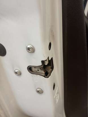 Recambio de cerradura puerta trasera izquierda para opel corsa d 2006-2015 essentia referencia OEM IAM   
