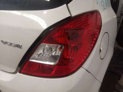 Recambio de piloto trasero derecho para opel corsa d 2006-2015 essentia referencia OEM IAM   