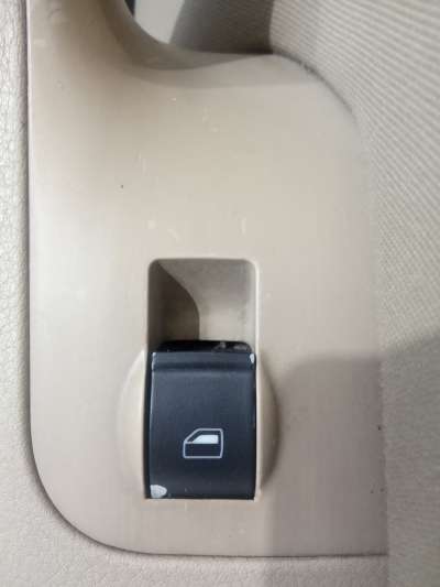 Recambio de mando elevalunas delantero derecho para audi a4 avant (8e) 2004-2008 2.0 tdi referencia OEM IAM   