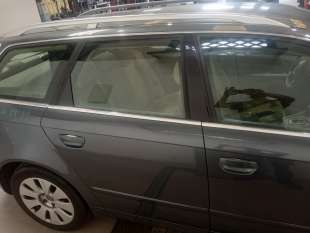 Recambio de puerta trasera derecha para audi a4 avant (8e) 2004-2008 2.0 tdi referencia OEM IAM   