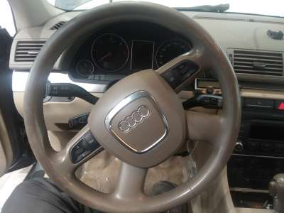 Recambio de volante para audi a4 avant (8e) 2004-2008 2.0 tdi referencia OEM IAM   