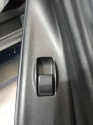 Recambio de mando elevalunas delantero derecho para mazda 6 sedán (gg) 2002-2008 2.0 di (gg14) referencia OEM IAM   