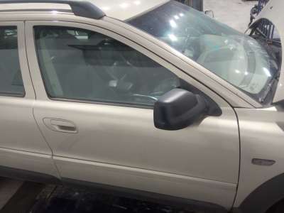 Recambio de puerta delantera derecha para volvo xc70 2000-2007 2.4 t awd cross country referencia OEM IAM   