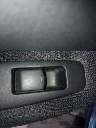 Recambio de mando elevalunas trasero izquierdo para nissan qashqai (j10) 2007-2014 acenta referencia OEM IAM   