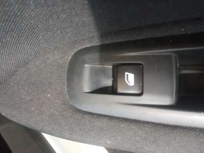 Recambio de mando elevalunas trasero derecho para peugeot 308 sw 2014- business-line referencia OEM IAM   