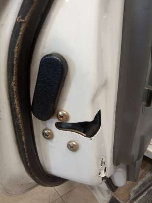 Recambio de cerradura puerta trasera izquierda para chevrolet kalos 2005-2009 1.2 se referencia OEM IAM   