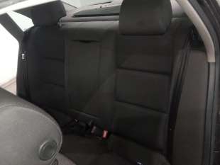 Recambio de asiento trasero medio para audi a4 berlina (8e) 2000-2004 1.9 tdi (96kw) referencia OEM IAM   