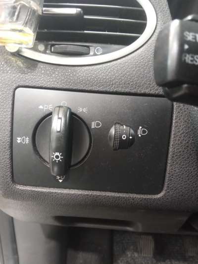 Recambio de mando luces para ford focus berlina (cap) 2004-2007 sport referencia OEM IAM   