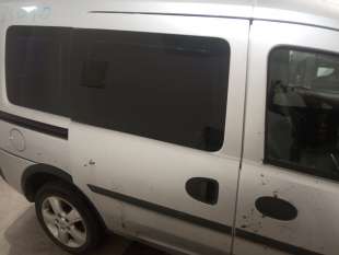 Recambio de puerta trasera derecha para opel combo tour 2001-2011 1.7 cdti 16v referencia OEM IAM   