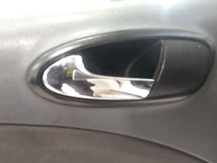 Recambio de maneta interior delantera izquierda para seat leon (1p1) 2005-2012 style ecomotive referencia OEM IAM   