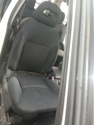 Recambio de asiento delantero derecho para nissan terrano/terrano.ii (r20) 1993-2007 aventura referencia OEM IAM   