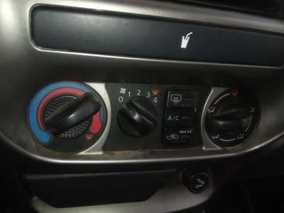 Recambio de mando calefaccion / aire acondicionado para nissan terrano/terrano.ii (r20) 1993-2007 aventura referencia OEM IAM   