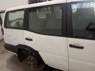 Recambio de puerta trasera derecha para nissan terrano/terrano.ii (r20) 1993-2007 aventura referencia OEM IAM   