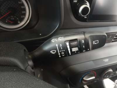 Recambio de mando limpia para hyundai bayon 2021- essence 2wd referencia OEM IAM   