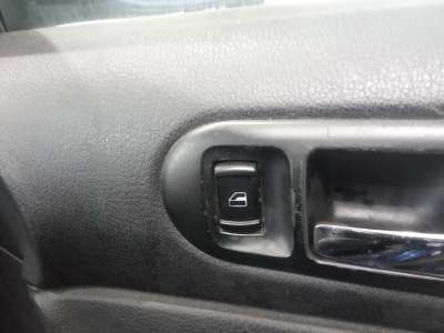 Recambio de mando elevalunas delantero derecho para volkswagen passat berlina (3b3) 2000-2005 advance referencia OEM IAM   