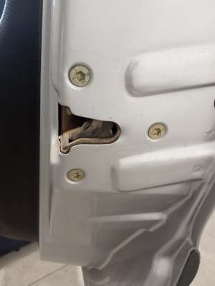 Recambio de cerradura puerta delantera derecha para peugeot 206 berlina 1998-2010 xr referencia OEM IAM   
