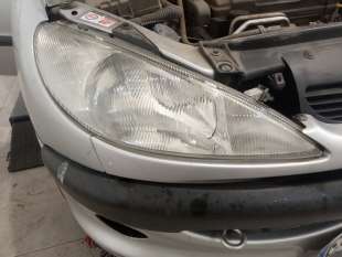 Recambio de faro derecho para peugeot 206 berlina 1998-2010 xr referencia OEM IAM   