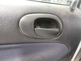 Recambio de maneta interior trasera izquierda para peugeot 206 berlina 1998-2010 xr referencia OEM IAM   