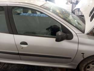 Recambio de puerta delantera derecha para peugeot 206 berlina 1998-2010 xr referencia OEM IAM   