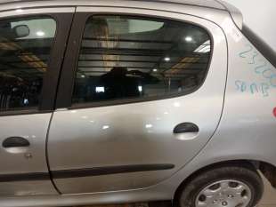 Recambio de puerta trasera izquierda para peugeot 206 berlina 1998-2010 xr referencia OEM IAM   