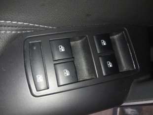 Recambio de mando elevalunas delantero izquierdo para opel insignia berlina 2008-2017 sportive referencia OEM IAM   