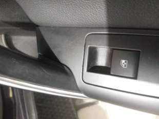 Recambio de mando elevalunas trasero derecho para opel insignia berlina 2008-2017 sportive referencia OEM IAM   