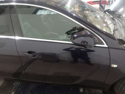Recambio de puerta delantera derecha para opel insignia berlina 2008-2017 sportive referencia OEM IAM   