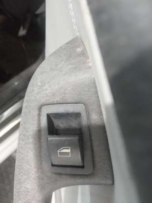 Recambio de mando elevalunas trasero derecho para bmw serie 3 berlina (e46) 1998-2006 318i referencia OEM IAM   