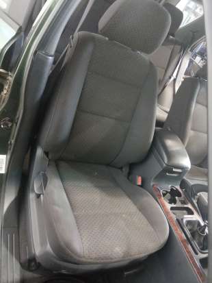 Recambio de asiento delantero derecho para kia sorento 2002-2010 2.5 crdi ex referencia OEM IAM   