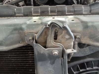 Recambio de cerradura capo para kia sorento 2002-2010 2.5 crdi ex referencia OEM IAM   