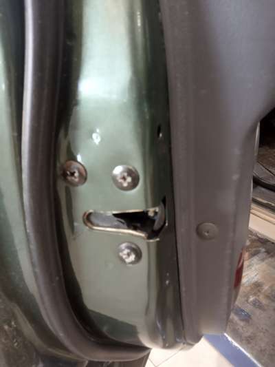 Recambio de cerradura puerta delantera izquierda para kia sorento 2002-2010 2.5 crdi ex referencia OEM IAM   