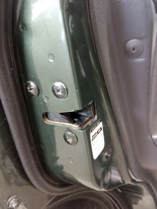 Recambio de cerradura puerta trasera izquierda para kia sorento 2002-2010 2.5 crdi ex referencia OEM IAM   