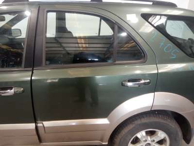 Recambio de puerta trasera izquierda para kia sorento 2002-2010 2.5 crdi ex referencia OEM IAM   