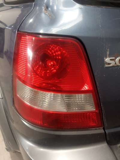 Recambio de piloto trasero izquierdo para kia sorento 2002-2010 2.5 crdi ex referencia OEM IAM   