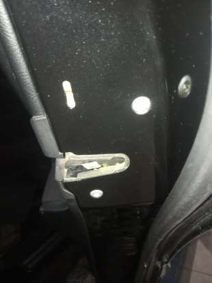 Recambio de cerradura puerta trasera derecha para mercedes-benz clase c (w202) 1993-2000 c 220 cdi (202.133) referencia OEM IAM 