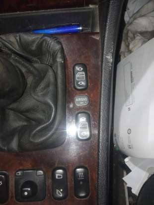 Recambio de mando elevalunas delantero derecho para mercedes-benz clase c (w202) 1993-2000 c 220 cdi (202.133) referencia OEM IA